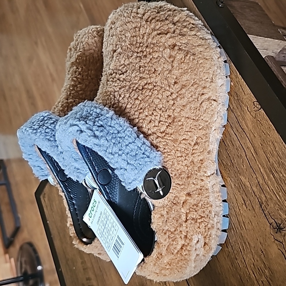 💵💵💵 Lil Nas and Crocs collaboration women's size 7  NWT